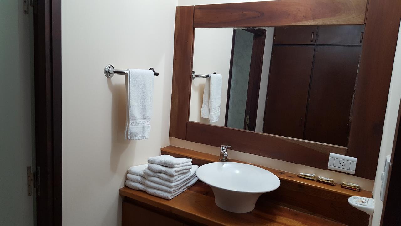 Hotel Mora Los Antiguos Dış mekan fotoğraf